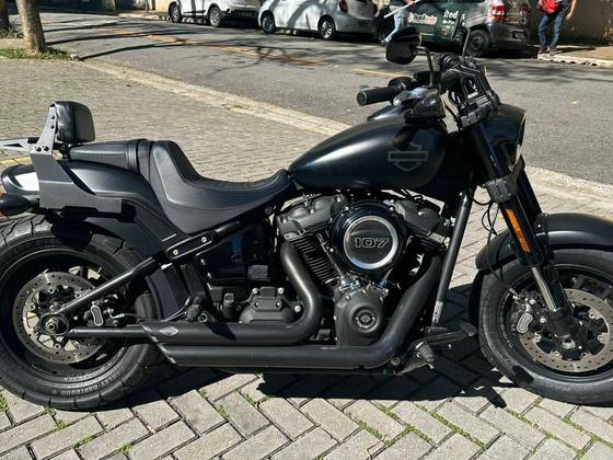 HARLEY-DAVIDSON SOFTAIL FAT BOB 107 